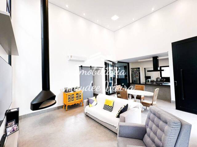 Casa para Venda em Campinas - 4